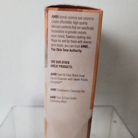 Ambi Even & Clear Vitamin C Infused Glow Serum for All Skin Types to help Cle... - Picture 2 of 4